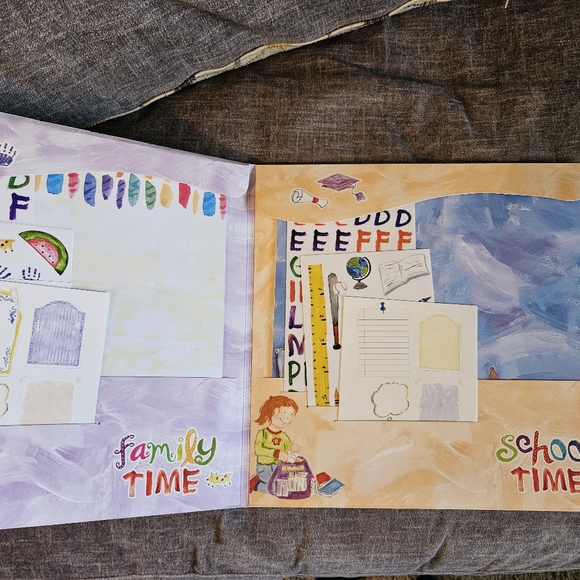 Scrapbooking Kit - Picture 3 of 4